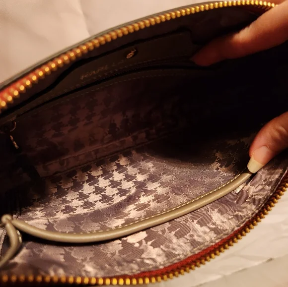 Karl Lagerfeld Red Heart Crossbody - Picture 9 of 9